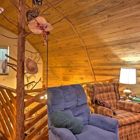 Rustic Taswell Cabin Grill And Walk To Patoka Lake! מראה חיצוני תמונה