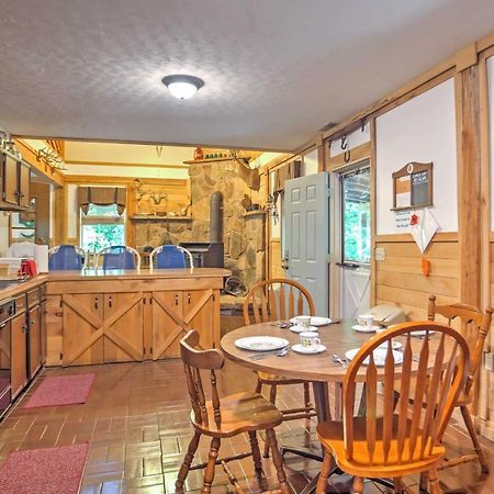 Rustic Taswell Cabin Grill And Walk To Patoka Lake! מראה חיצוני תמונה